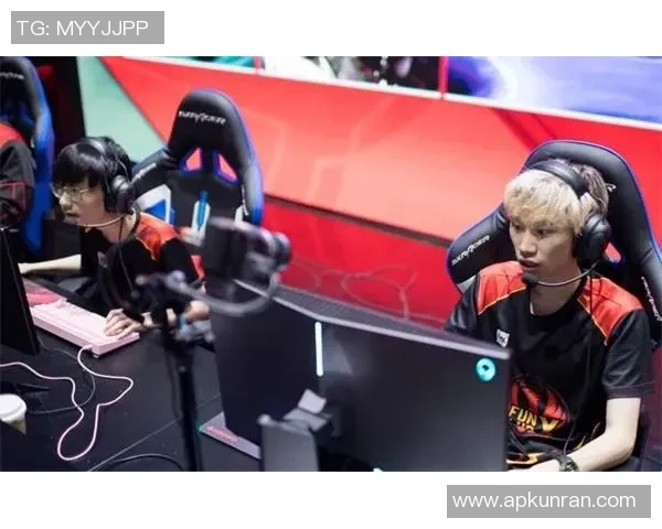 FPX青年赛展现惊人速度表现引发热议分析