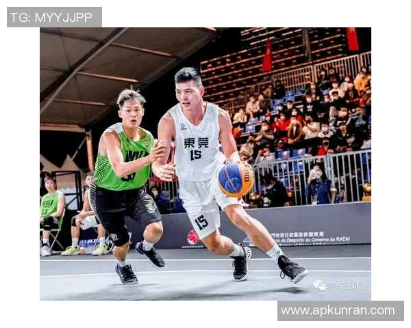 广州羽毛球队的辉煌征程与大师赛的精彩瞬间回顾 广州羽毛球队的辉煌征程与大师赛的精彩瞬间回顾