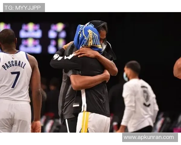 勇士与篮网对决精彩瞬间回顾与分析展现篮球魅力的巅峰对决 勇士与篮网对决精彩瞬间回顾与分析展现篮球魅力的巅峰对决